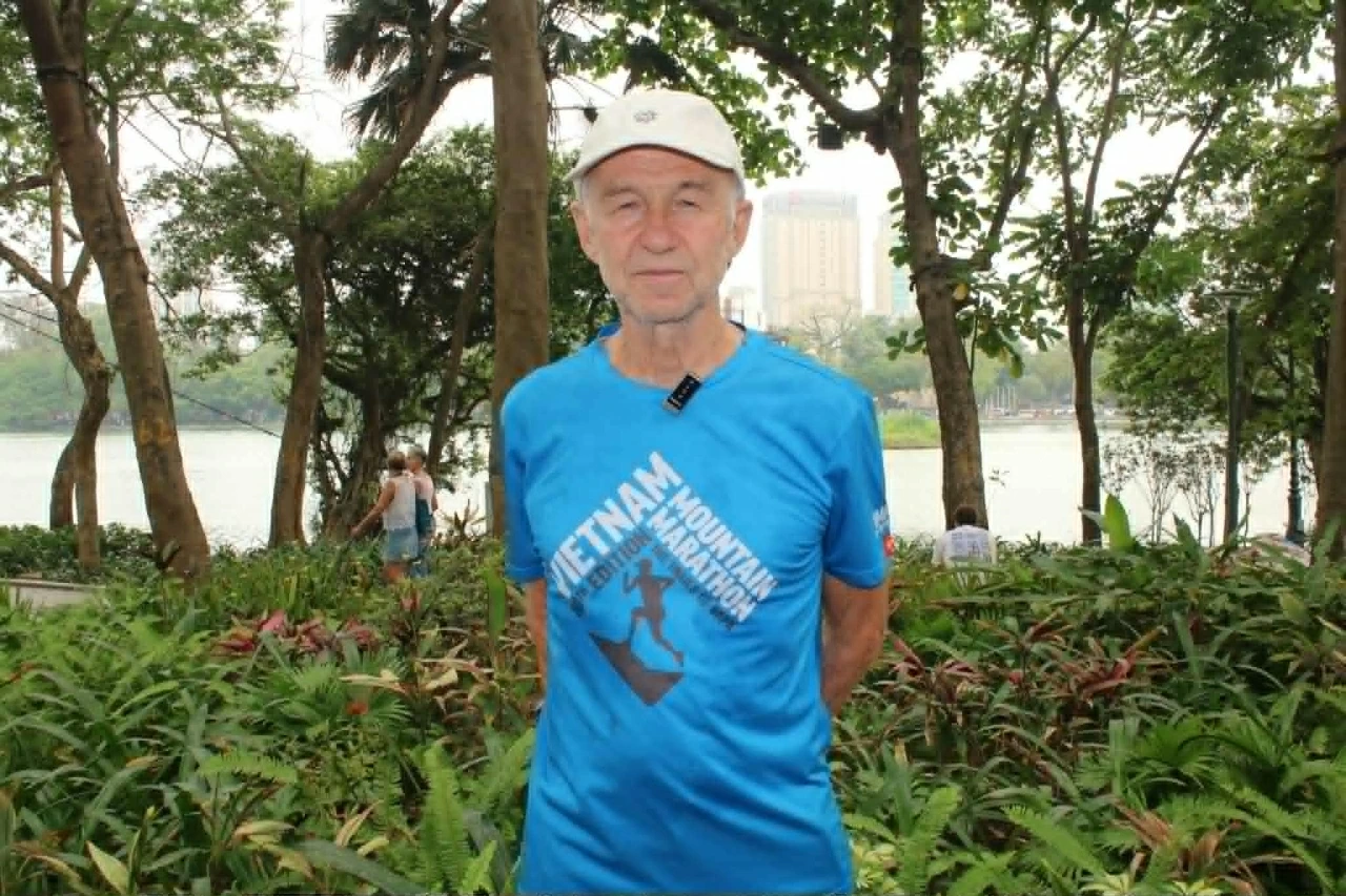 Du khách đến từ Úc ấn tượng với trải nghiệm cùng xích lô tại Việt Nam. (Ảnh: Thuý Nga)