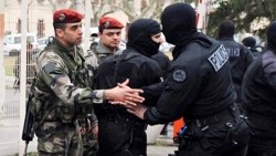 Quốc hội Pháp tăng quyền xử phạt cho cảnh sát địa phương