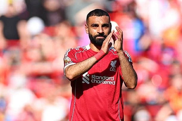 Liverpool chính thức lên tiếng về chấn thương của Salah