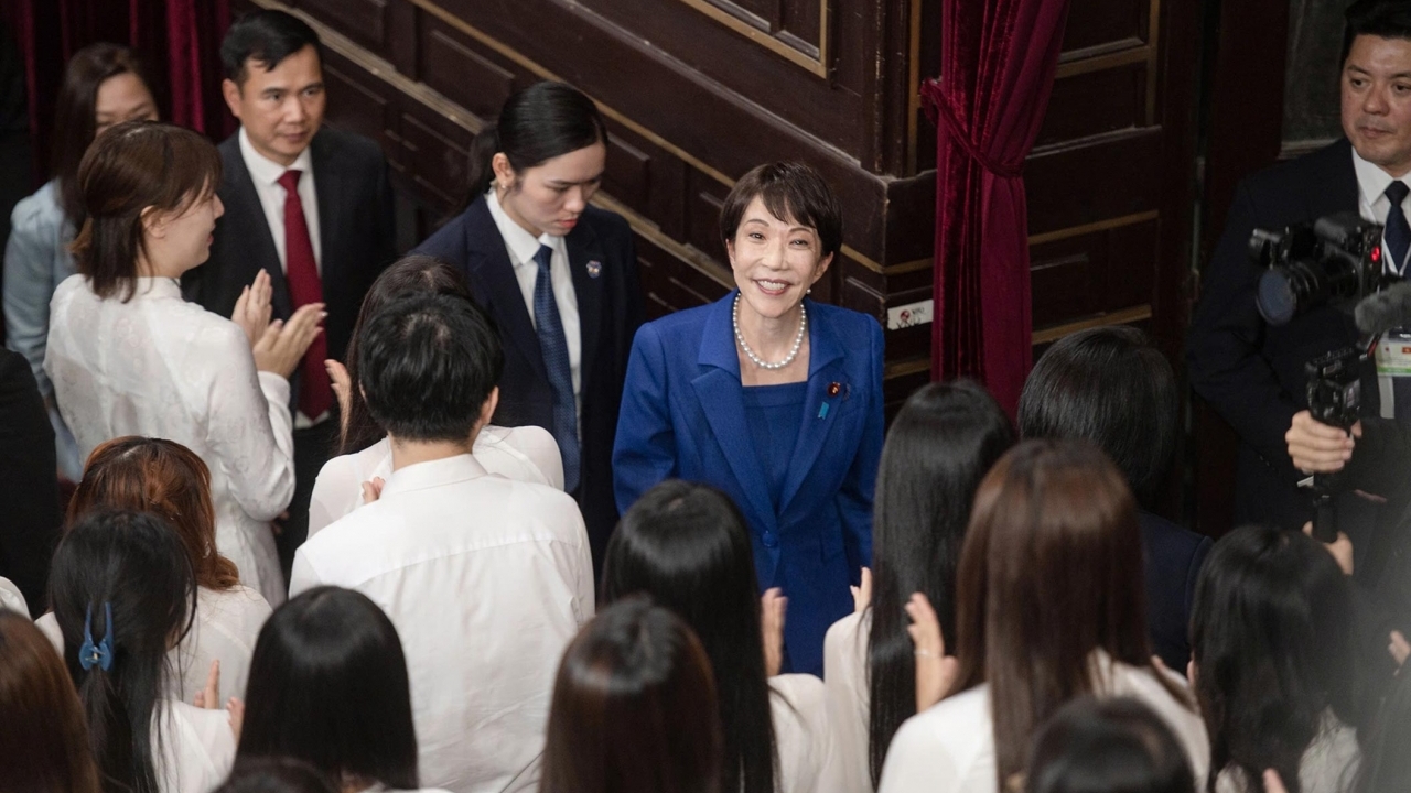 Thủ tướng Nhật Bản Takaichi Sanae đặc biệt ấn tượng với ‘tấm chân tình’ từ chủ nhà Việt Nam