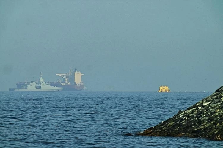 Eo biển Hormuz tiếp tục là điểm nghẽn trong quan hệ song phương. (Nguồn: Yakima Herald-Republic)