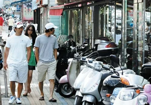 Thành phố Seoul kéo dài chiến dịch xử lý tiếng ồn xe máy