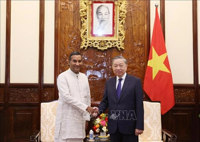 Chuyến thăm Sri Lanka của Tổng Bí thư, Chủ tịch nước Tô Lâm sẽ nâng tầm quan hệ hợp tác giữa hai nước lên một giai đoạn sâu sắc và chiến lược hơn Chuyến thăm Sri Lanka của Tổng Bí thư, Chủ tịch nước Tô Lâm sẽ nâng tầm quan hệ hợp tác giữa hai nước lên một giai đoạn sâu sắc và chiến lược hơn