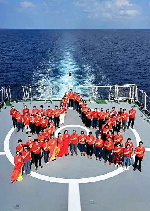 Trường Sa - Nơi niềm tin chạm vào máu thịt Tổ quốc
