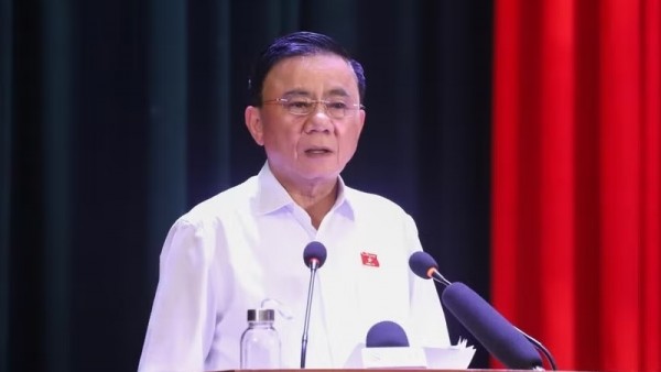 Thường trực Ban Bí thư Trần Cẩm Tú tiếp xúc cử tri tại thành phố Đà Nẵng