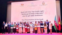 Tập truyện ‘Những gì tôi thấy ở Việt Nam’: Năm tháng kháng chiến qua lăng kính nhà văn Azerbaijan