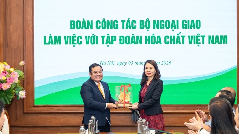 Bộ Ngoại giao đồng hành cùng Vinachem mở rộng thị trường quốc tế