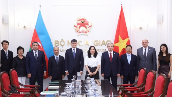 Đẩy mạnh quan hệ hợp tác Việt Nam - Azerbaijan trong lĩnh vực kiều dân