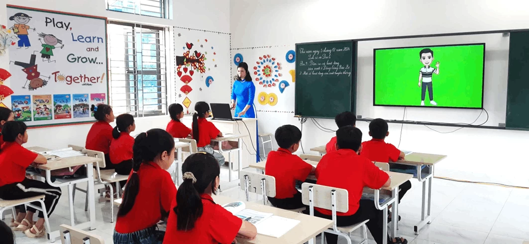GS. TS. Huỳnh Văn Sơn: Học để làm chủ chính mình trong kỷ nguyên AI GS. TS. Huỳnh Văn Sơn: Học để làm chủ chính mình trong kỷ nguyên AI