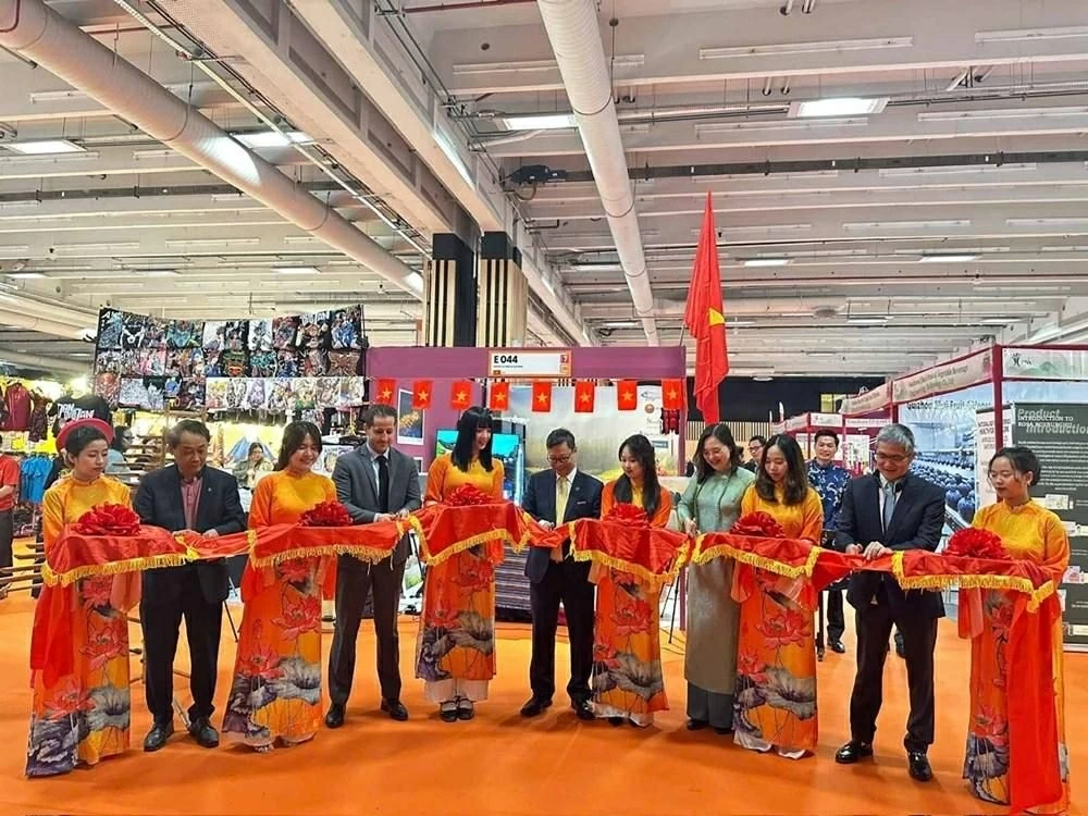 Đại sứ Việt Nam tại Pháp Trịnh Đức Hải Đại sứ Việt Nam tại Pháp Trịnh Đức Hải