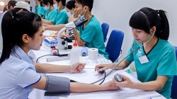 Từ năm 2026, tổ chức khám sức khỏe định kỳ miễn phí cho người dân