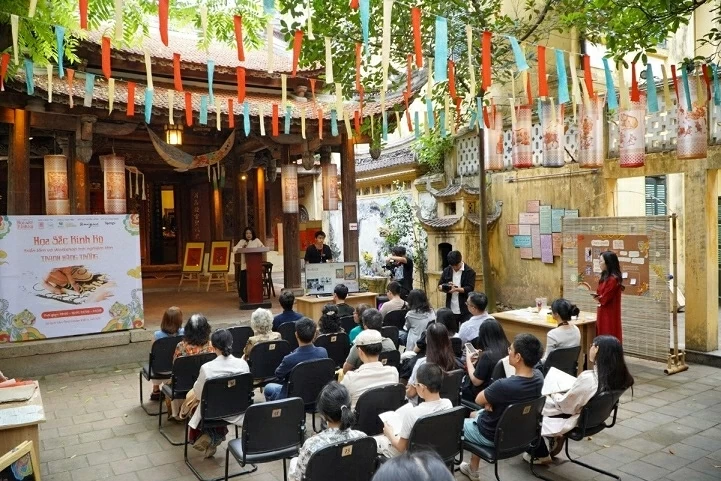 Người trẻ kể lại di sản tranh Hàng Trống bằng ngôn ngữ mới