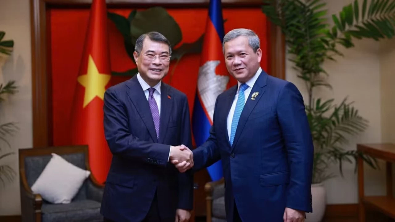 Thủ tướng Chính phủ Lê Minh Hưng gặp lãnh đạo các nước, tổ chức quốc tế bên lề Hội nghị cấp cao ASEAN lần thứ 48