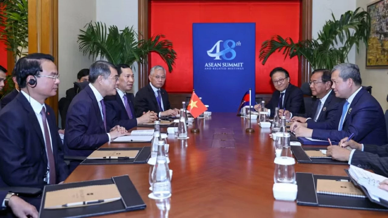 Thủ tướng Chính phủ Lê Minh Hưng gặp lãnh đạo các nước, tổ chức quốc tế bên lề Hội nghị cấp cao ASEAN lần thứ 48