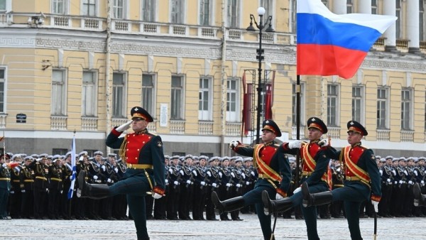 Xung đột Ukraine: Lệnh ngừng bắn 2 ngày của Nga chính thức có hiệu lực