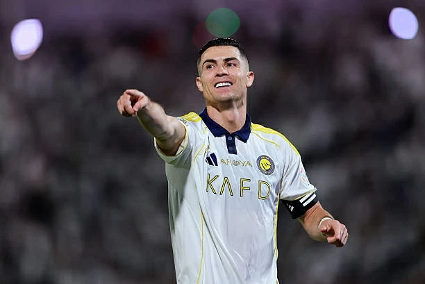 Ronaldo và kỳ tích ghi bàn tại 4 giải vô địch quốc gia khác nhau Ronaldo và kỳ tích ghi bàn tại 4 giải vô địch quốc gia khác nhau
