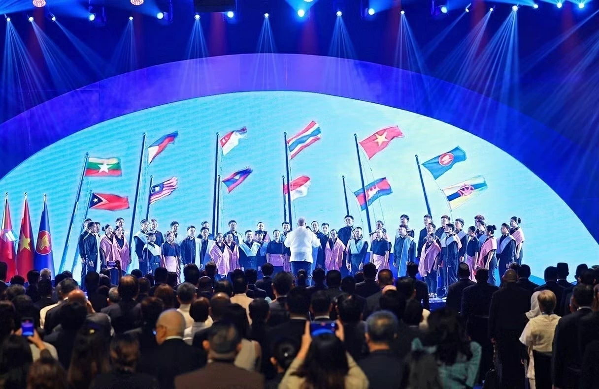 Thủ tướng Lê Minh Hưng dự phiên khai mạc Hội nghị cấp cao ASEAN lần thứ 48