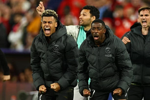 Dembele và Doue được Liên đoàn bóng đá châu Âu (UEFA) vinh danh. (Nguồn: Getty Images)