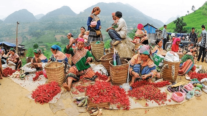 Chợ phiên Tả Sìn Thàng: Điểm hẹn văn hóa đặc sắc giữa núi rừng Điện Biên
