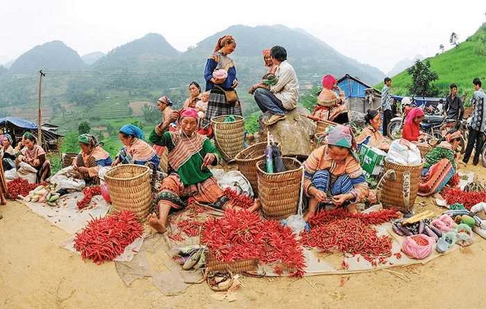 Chợ phiên Tả Sìn Thàng: Điểm hẹn văn hóa đặc sắc giữa núi rừng Điện Biên