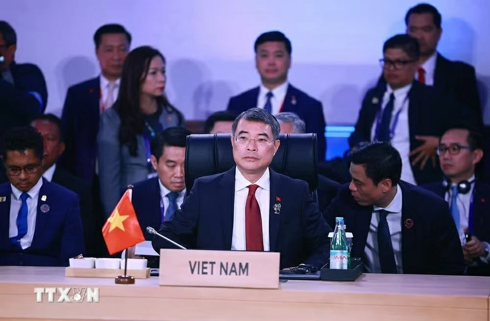 Phiên khai mạc và phiên họp toàn thể Hội nghị cấp cao ASEAN lần thứ 48