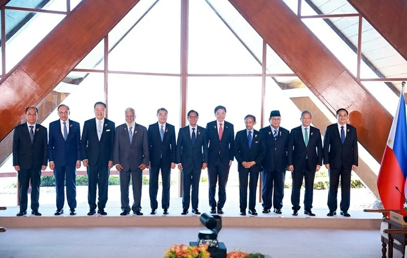 Thủ tướng dự Phiên họp hẹp của lãnh đạo các nước ASEAN