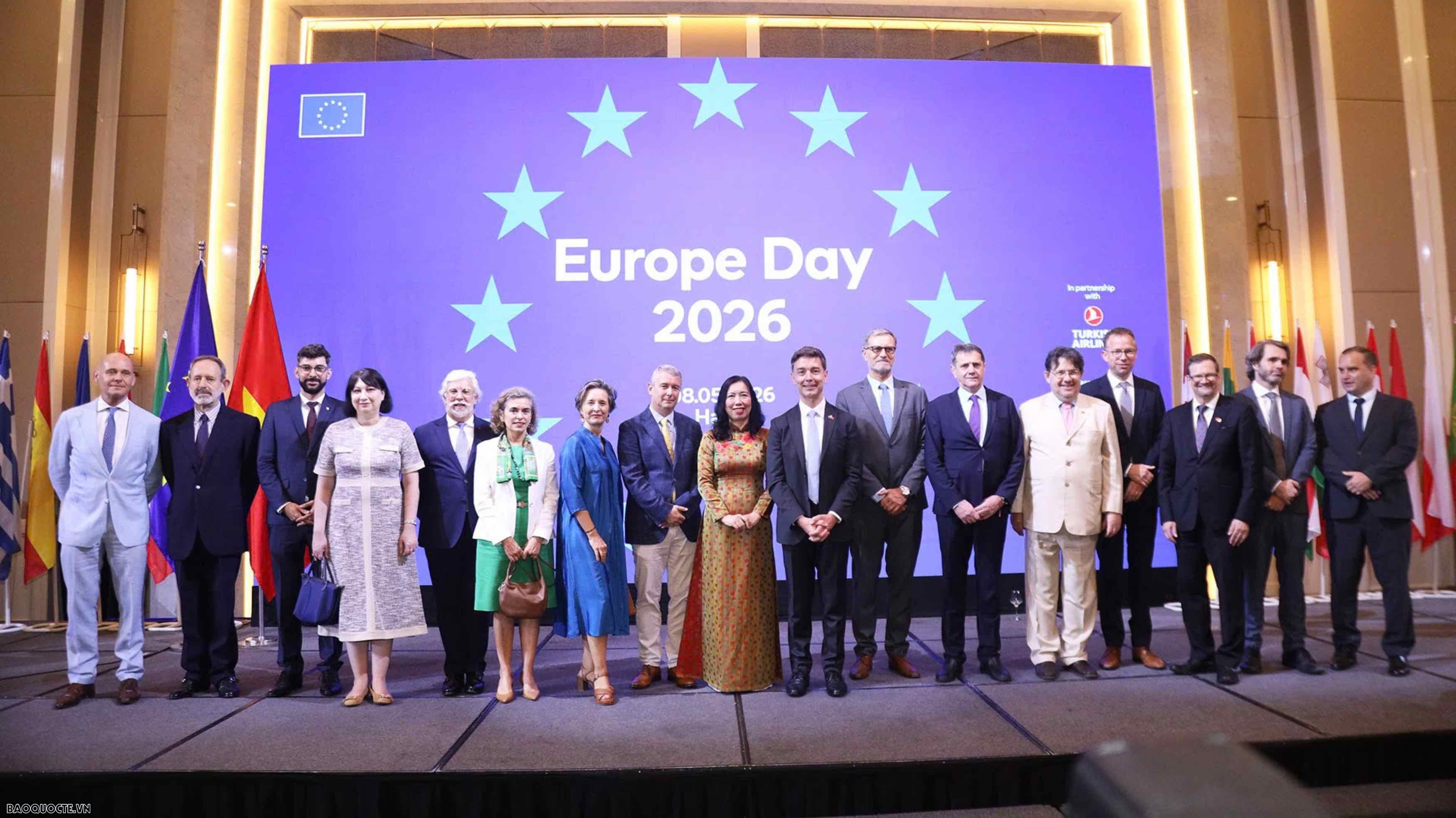 Thứ trưởng Lê Thị Thu Hằng: Việt Nam và EU hội tụ đủ mọi tiềm năng, điều kiện để đưa hợp tác tiến xa hơn, đi sâu hơn