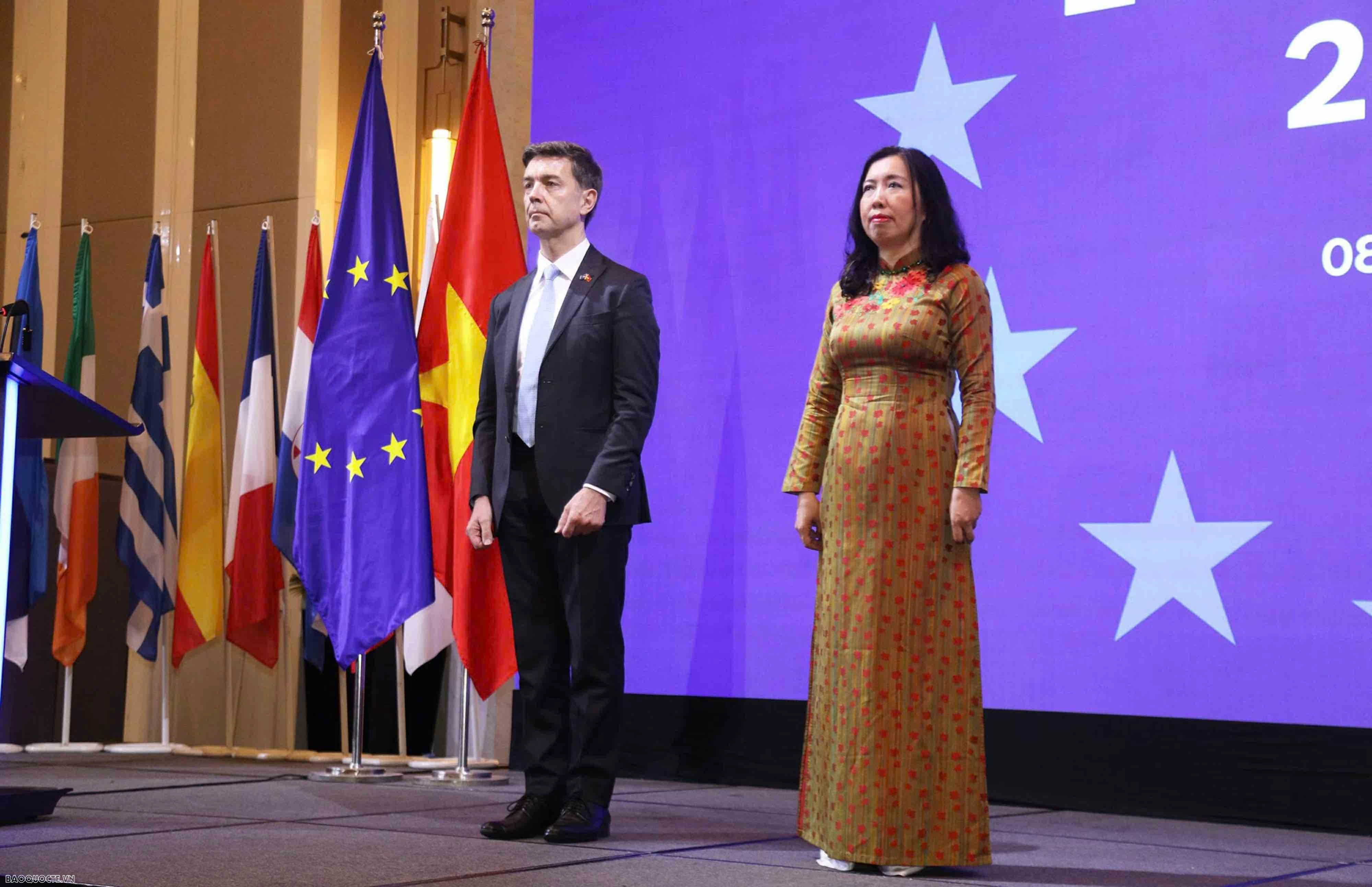 Thứ trưởng Ngoại giao Lê Thị Thu Hằng: Việt Nam và EU hội tụ đủ mọi tiềm năng và điều kiện để đưa hợp tác tiến xa hơn, đi sâu hơn