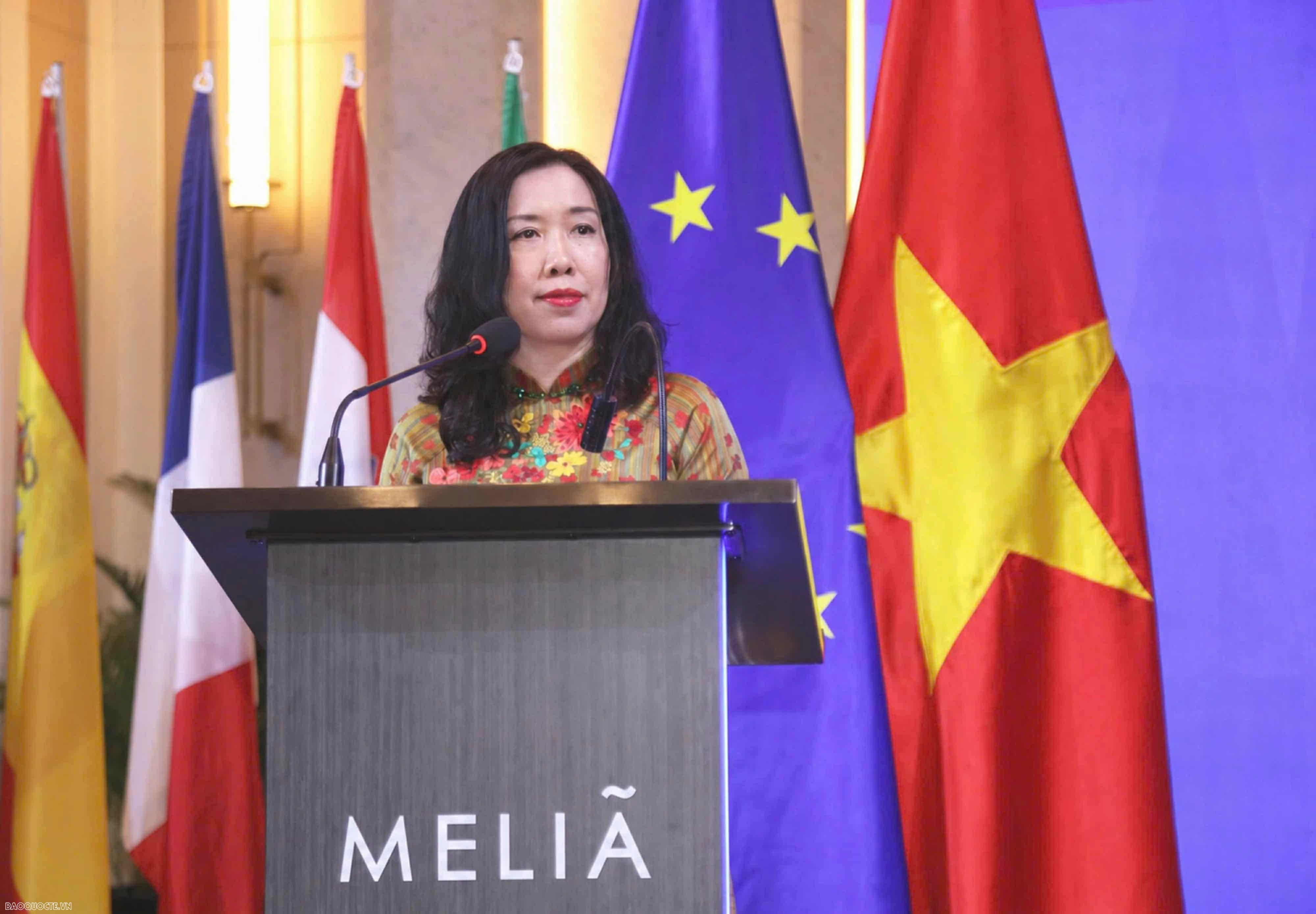 Thứ trưởng Ngoại giao Lê Thị Thu Hằng: Việt Nam và EU hội tụ đủ mọi tiềm năng và điều kiện để đưa hợp tác tiến xa hơn, đi sâu hơn