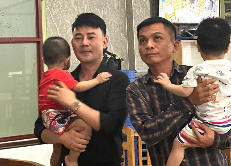 Phạm Thăng: ‘Đằng sau những nụ cười hoàn hảo là hành trình vượt qua tự ti’ Phạm Thăng: ‘Đằng sau những nụ cười hoàn hảo là hành trình vượt qua tự ti’