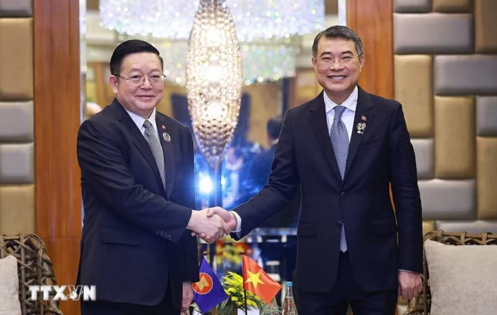 Thủ tướng tiếp xúc song phương với Lãnh đạo các nước, Tổng thư ký ASEAN
