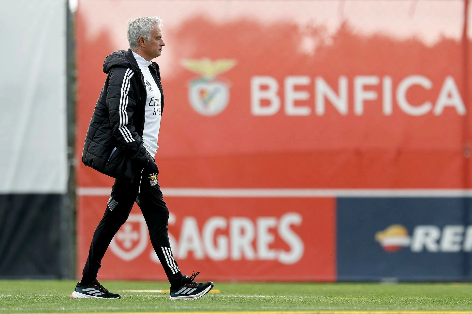 Real Madrid xử vụ Tchouameni và Valverde: Gọi tên Mourinho