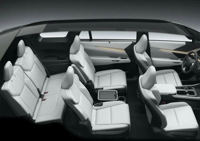 Lexus TZ có cấu hình 6 chỗ ngồi.