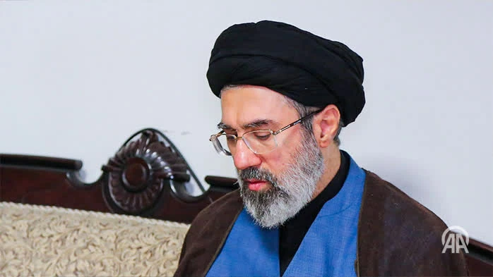Tình báo Mỹ báo cáo về vai trò của Lãnh tụ tối cao Iran, Tehran lên tiếng về tình trạng sức khoẻ Đại giáo chủ Tình báo Mỹ chưa thể xác nhận tình trạng thực tế của Lãnh tụ tối cao Iran