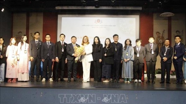 Vietnamese youth and students in Europe foster connections, look towards homeland