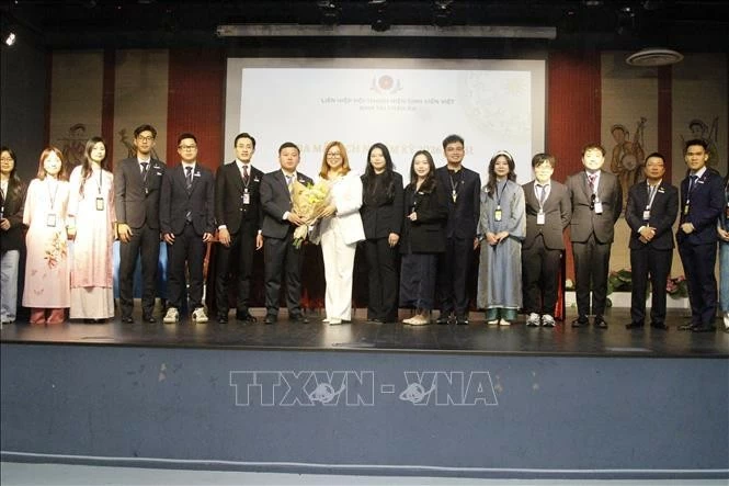 Thanh niên, sinh viên Việt Nam tại châu Âu thúc đây kết nối, hướng về quê hương