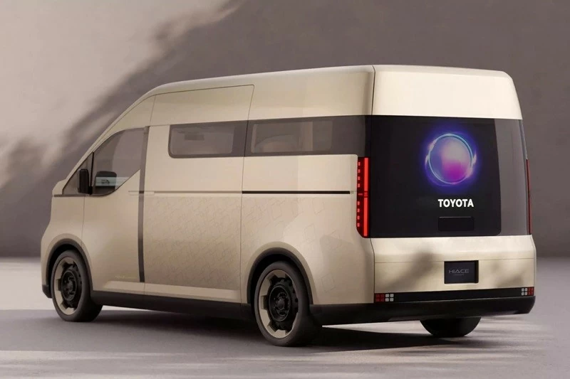 Toyota Hiace mới rục rịch ra mắt với sự lột xác toàn diện