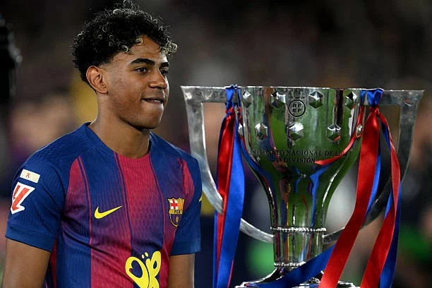 Những khoảnh khắc vỡ òa của Barcelona trong ngày đăng quang La Liga 2025/26 Những khoảnh khắc vỡ òa của Barcelona trong ngày đăng quang La Liga 2025/26