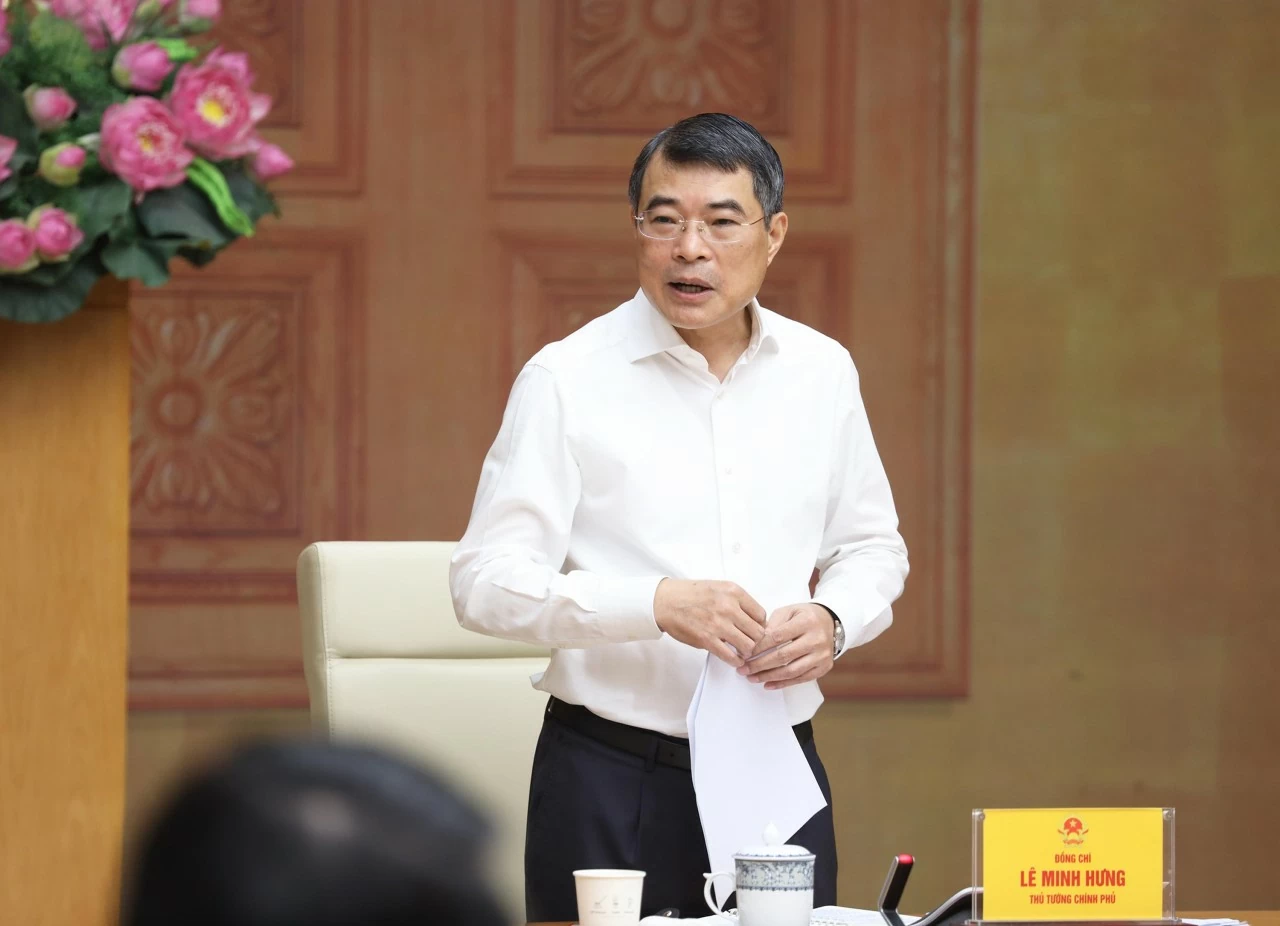 Ủy viên Bộ Chính trị, Bí thư Đảng ủy Chính phủ, Thủ tướng Chính phủ Lê Minh Hưng phát biểu kết luận. (Ảnh: Thành Long)