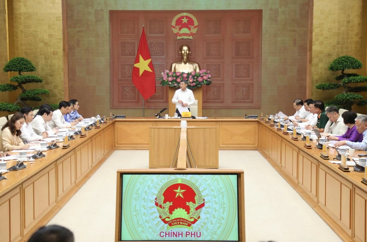 Toàn cảnh buổi làm việc giữa Thủ tướng Chính phủ Lê Minh Hưng chủ trì làm việc với lãnh đạo Bộ Ngoại giao và các bộ, ngành liên quan. (Ảnh: Thành Long)
