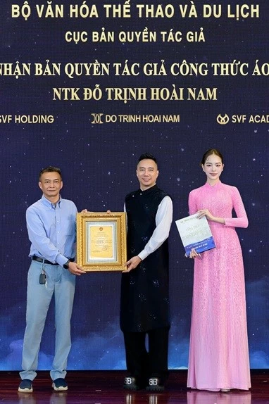 Khi áo dài Việt được gọi tên trên bản đồ thế giới