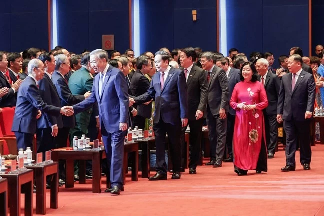 Lãnh đạo Đảng và Nhà nước tham dự Lễ khai mạc trọng thể Đại hội đại biểu Mặt trận Tổ quốc Việt Nam lần thứ XI