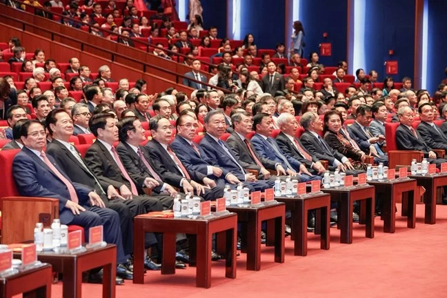 Lãnh đạo Đảng và Nhà nước tham dự Lễ khai mạc trọng thể Đại hội đại biểu Mặt trận Tổ quốc Việt Nam lần thứ XI