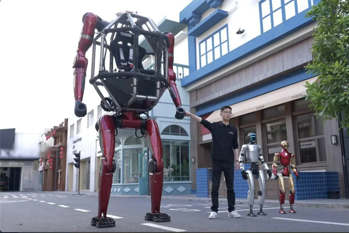 Robot biến hình như phim viễn tưởng của Trung Quốc gây sốt mạng xã hội