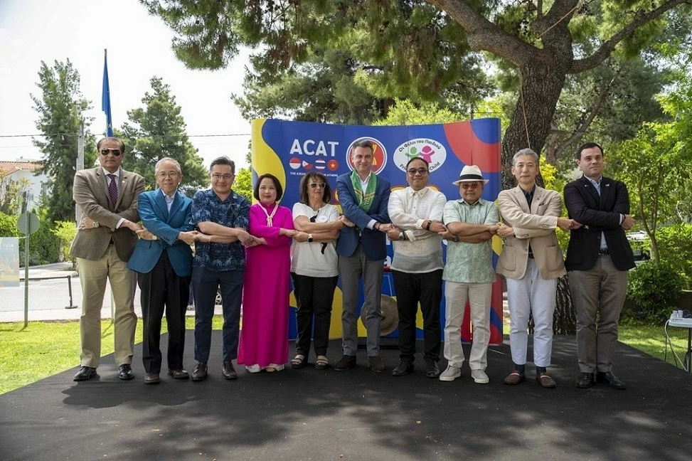 Hội chợ từ thiện ASEAN Plus Friends Bazaar lần thứ 4 tại thủ đô Athens khẳng định tình đoàn kết với Hy Lạp. (Nguồn: Đại sứ quán Việt Nam tại Hy Lạp)