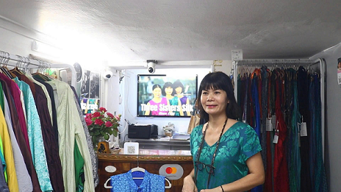 Vẻ đẹp lụa Việt níu chân du khách quốc tế