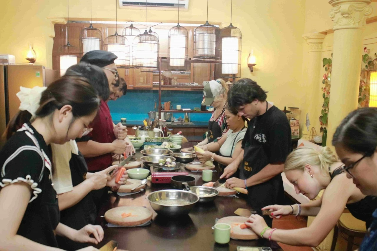 Không gian lớp học nấu món Việt Nam cho người nước ngoài ở Rose Kitchen Cooking Class. (Ảnh: Thuỳ Linh)