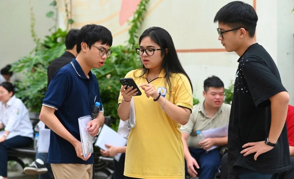 Nhiều đại học ở Hà Nội bắt đầu nhận hồ sơ xét tuyển năm 2026
