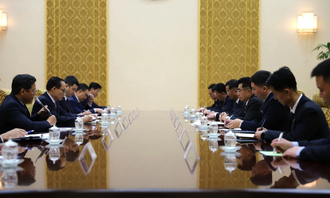 Bộ trưởng Ngoại giao Lê Hoài Trung làm việc tại Triều Tiên