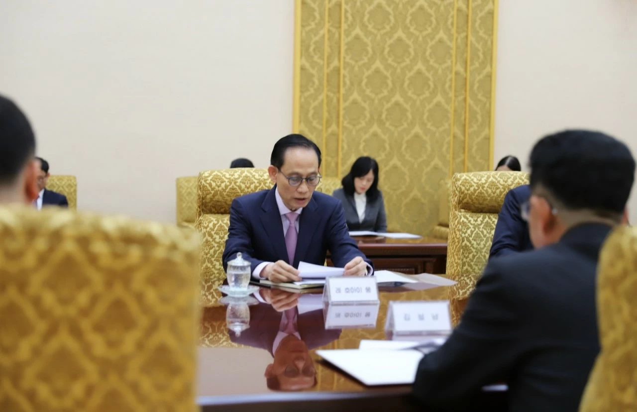Bộ trưởng Ngoại giao Lê Hoài Trung làm việc tại Triều Tiên